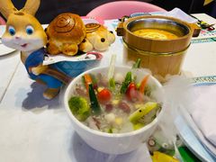 -水桶王国主题餐厅·聚会·生日派对·亲子活动·家庭套餐(亚龙湾希尔顿店)