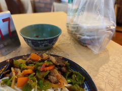 -维吾尔餐厅(宜山路店)