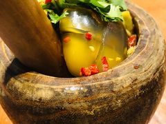 尖椒擂茄子-老滇山寨•云南特色菜•地方菜•民族风情歌舞表演(金碧店)