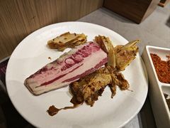 -山焱·炭火自助烤肉(周浦万达店)
