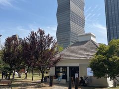 -新虹桥中心花园