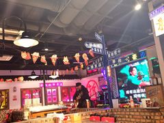 -马路牙子烧烤音乐酒馆(望京店)