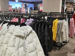 -唯品会(北京国瑞城店)