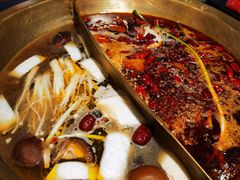 -沸炉重庆老火锅(军事博物馆店)