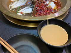 -沸炉重庆老火锅(军事博物馆店)