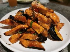 风味茄子-华盛园卷子王农家菜水库鱼