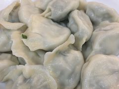 -周家大连水饺(美专校街店)