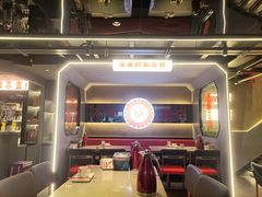 -龙巢盱眙龙虾·牛蛙·烧烤宵夜(八卦岭店)