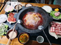 -重庆故事姊妹老火锅(财经学院店)