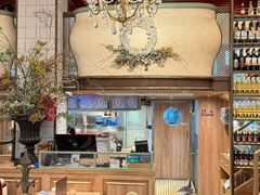 -玛格萝妮比萨屋(四平店)
