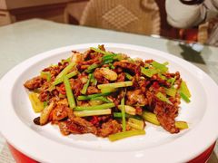 小炒牛肉-朝郡酒家·粤菜(燕大星苑店)