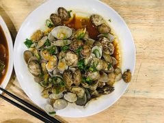 -扒虾小妹儿麻辣海鲜(宏图街店)