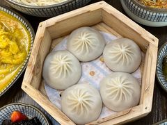 蟹黄小笼包-蟹味阁·蟹黄面(体育西横街店)