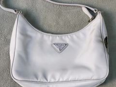 -PRADA普拉达(国金中心店)