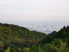 -鬼笑石后山停车场