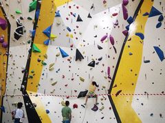 -问山MountQuest攀岩馆