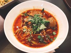 香辣牛肉米粉-陈家面馆