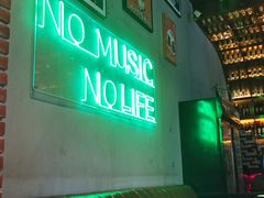 -DEEP·深美式餐吧(五棵松华熙LIVE店)