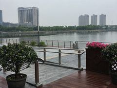 -翠山·映月湖景餐厅(映月湖公园店)