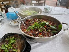 -余家庄肥肠鱼地方汤锅(银杏大道店)