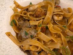 -LESCEDARS Brasserie Bistro香柏树