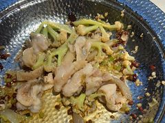 -小鱼小牛·鱼牛干锅·脆鱼火锅(世欧广场店)