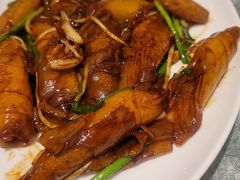 韭菜芽菜炒猪肠粉-花城苑广府菜(侨鑫店)