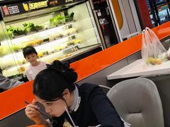 -张亮麻辣烫(三亚商品街店)