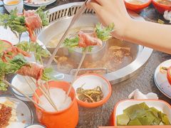 -醉董牛川派鲜肉自选火锅(烟台店)