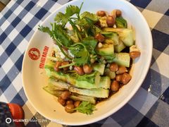 -雪熊哈尔滨烧烤·精酿啤酒·砂锅(中央胜境店)