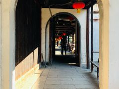 -丝绸小镇荻港古村