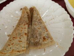 -溢心园香河肉饼总店