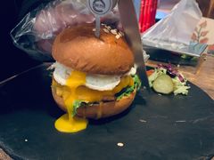 -HIGH FIVE哈福手工汉堡(桂林路店)