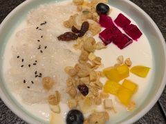 米釀鲜果酸奶-丝路金桃·新疆菜(徐汇店)