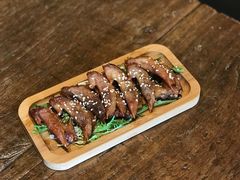 鸡翅尖尖儿-喵园·猫主题咖啡厅·撸猫·猫咖(国贸店)