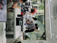 -荣耀授权专卖店(黄浦浙江中路店)