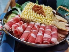 部队锅-李先生的首尔小馆(松江启源广场店)