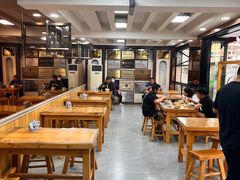 大堂-清真·苍鹰蓬灰牛肉面(盐场路店)