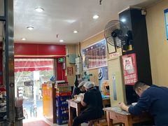 大堂-潘国仙耳光馄饨(黄家阙路店)