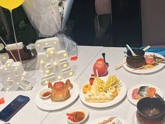 -广州万富希尔顿酒店·感趣自助餐厅·金秋蟹宴生蚝海鲜刺身