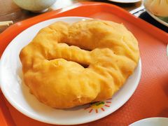 油饼-蒙亨·手把肉·蒙古包文化主题餐厅(天恒广场店)