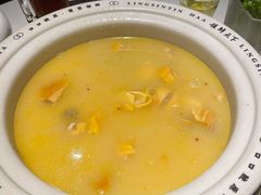 领鲜花胶鸡汤-领鲜天下·焗海鲜·花胶鸡(天目里店)