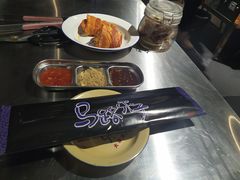 -马路牙子地桌烤肉(工体店)