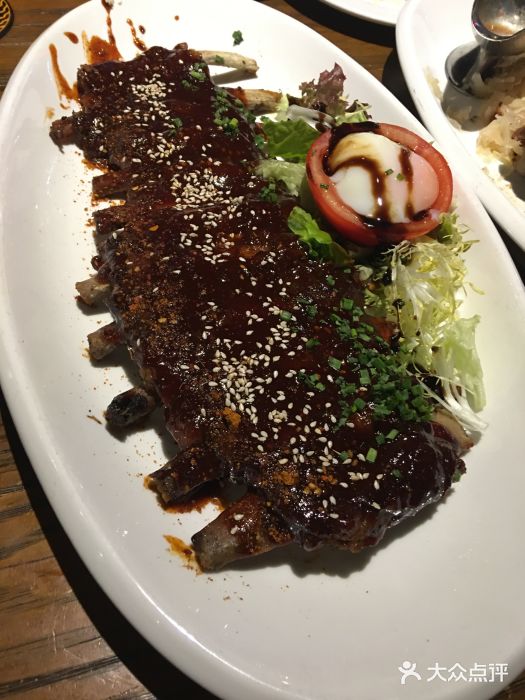 1886德国汽车餐厅(外滩中央店)特色烤猪肋排图片