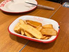 -Tube station站点比萨(王府井百货店)