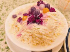 鲜果榴莲绵绵冰-鸿姐老火锅(静安店)