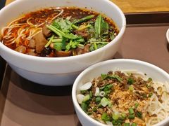 -重庆老字号·吴抄手·高豆花(T3航站楼店)