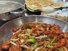 -乡土黄·鲜牛肉火锅·小龙虾(兴业街店)