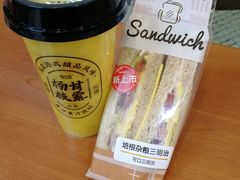 -全家便利店(金鱼胡同店)