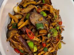 烟笋腊肉钵-新新湘菜馆(新中街二条店)